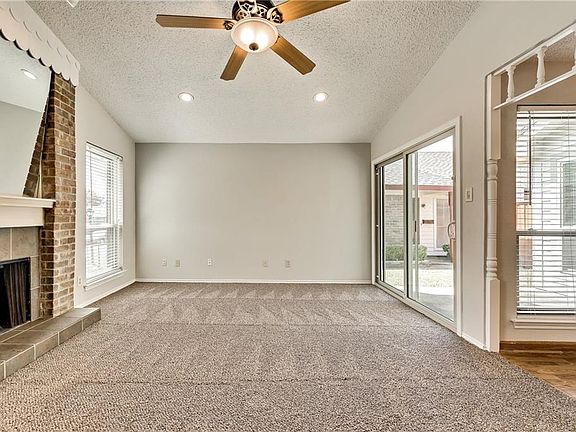 5th image of 301 Conger Dr