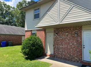 105 Club Ln #A-B, Conway, AR 72034