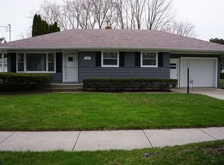 712 S Lee St, Appleton, WI 54915