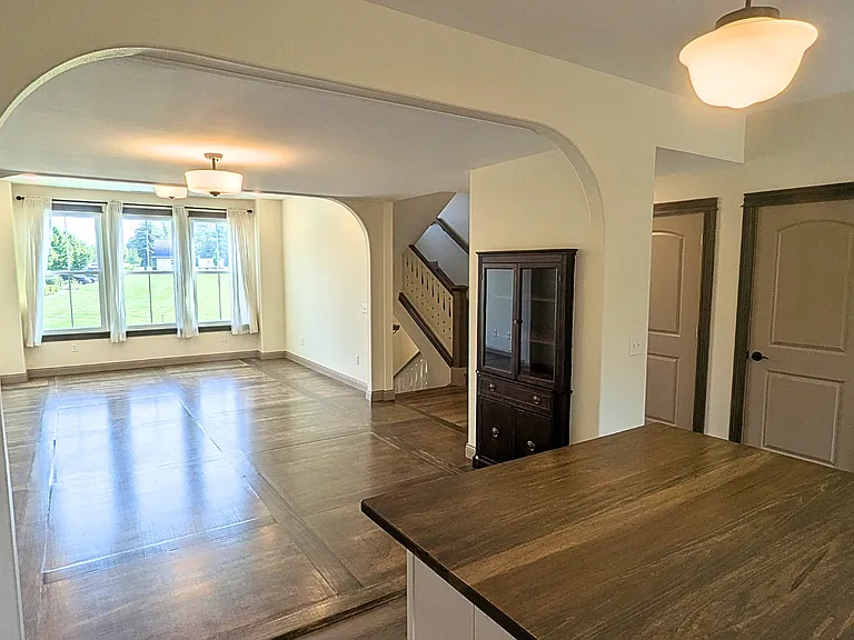 3489 S Constance Ave — Photo 10