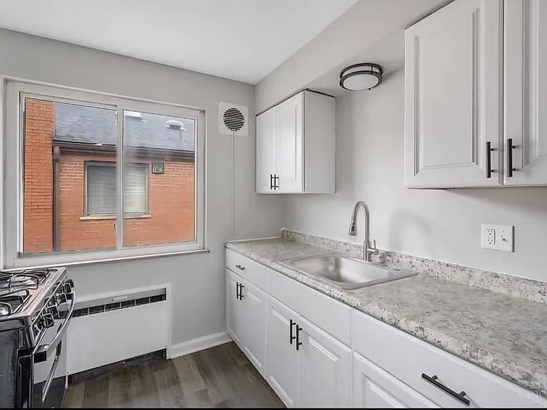 3910 E Gatewood Ln #1 — Photo 8