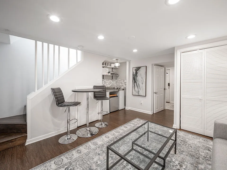 1615 R St SE #BASEMENT