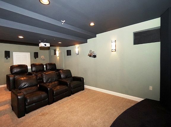 3rd image of 6525 Shady Oak Ln