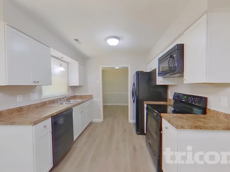 8806 Brass Bell Ct — Photo 9