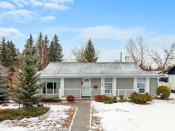 128 N Parkland Pl SE, Calgary, AB T2J 3Y6