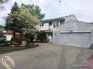 1st image of 6154 Sandshores Dr