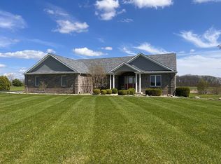10709 N 300 E, Roanoke, IN 46783