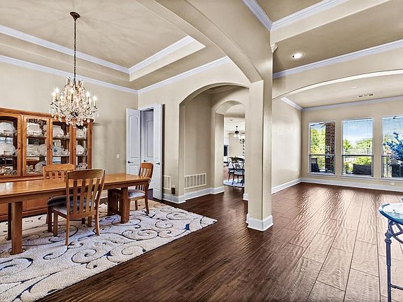 3rd image of 2478 Stockton Ln