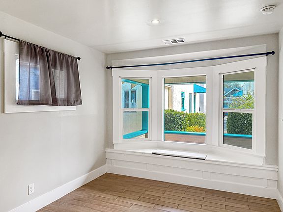 5th image of 759 N El Molino Ave