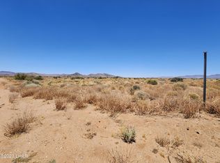 6125 W Double B Ranch Dr, Golden Valley, AZ 86413
