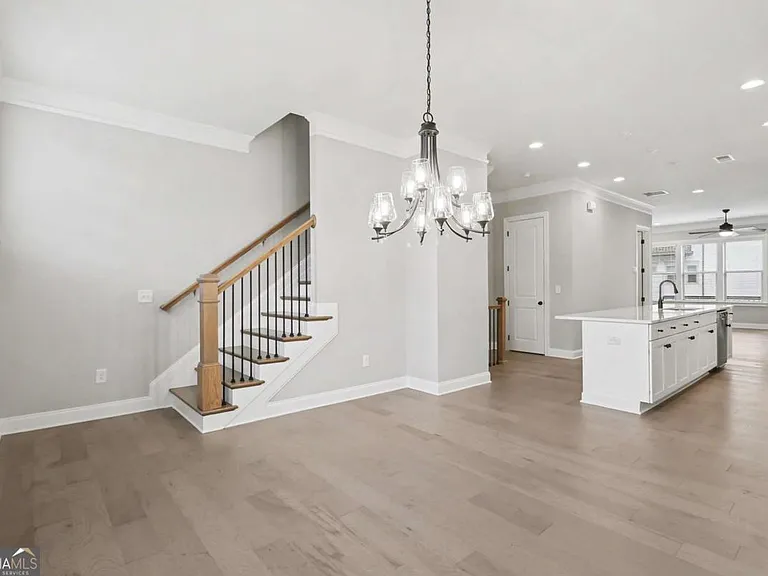 1258 Epping Ln — Photo 10