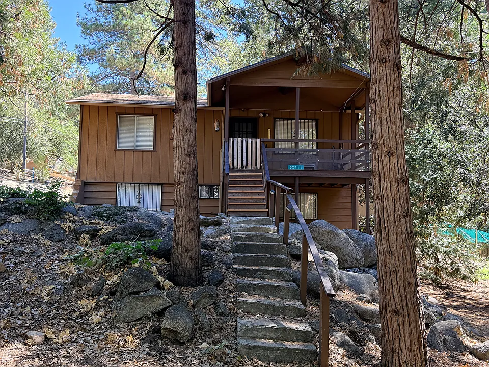 52111 Acorn Ln
