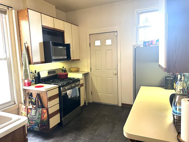 1141 W Columbia Ave #2 — Photo 16