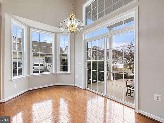 4th image of 9503 Moonen Bay Ln