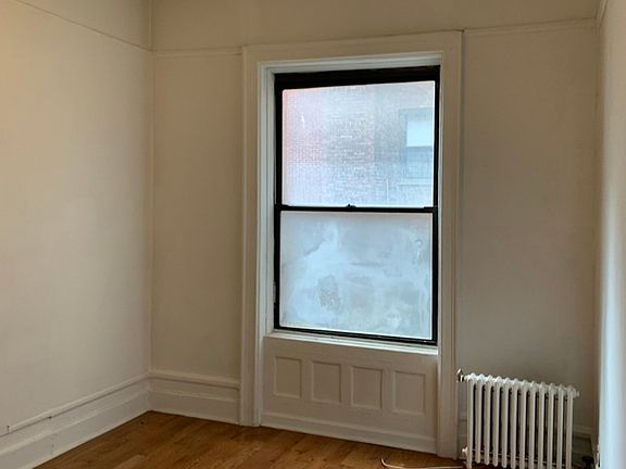 4th image of 234 E 50th St #2C1