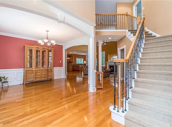 3rd image of 4825 Glenmorgan Ct