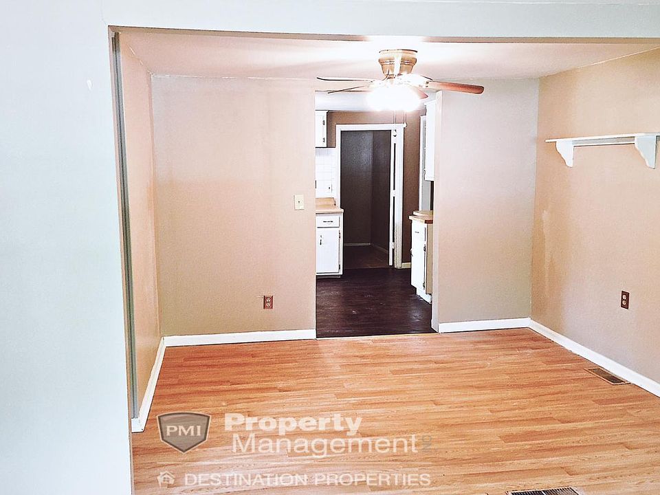 2nd image of 110 Frederick Ln