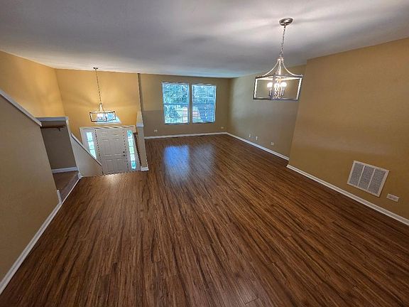 4th image of 107 Driscoll Ln