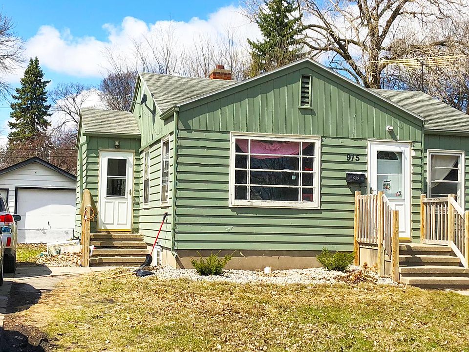 2nd image of 915 12th St S