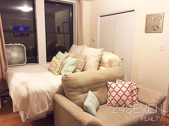 2nd image of 205 W 88th St APT 4G