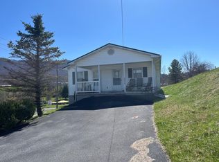 1799 Fincastle Tpke, Tazewell, VA 24651