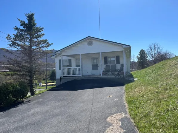 1799 Fincastle Tpke, Tazewell, VA 24651