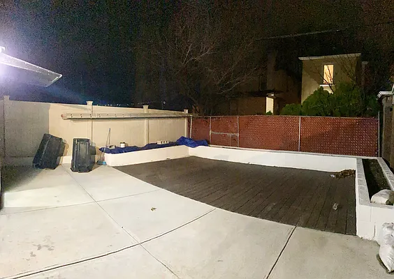 Rented by EastMount Realty LLC | media 9