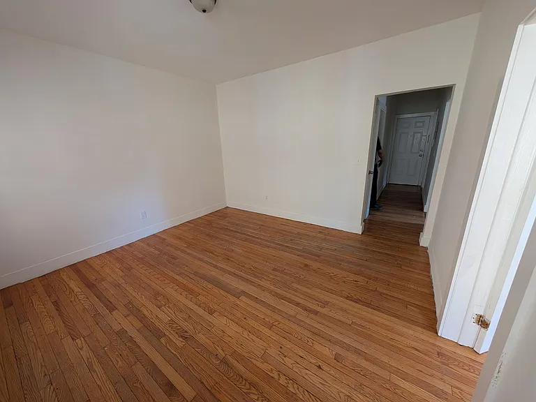 252 E 1st Ave #9 — Photo 5