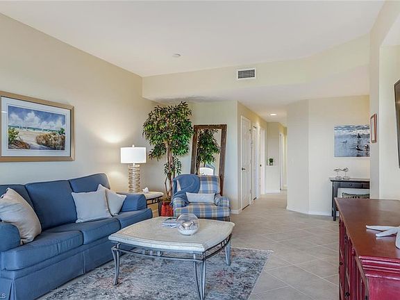 5th image of 10462 Autumn Breeze Dr APT 101