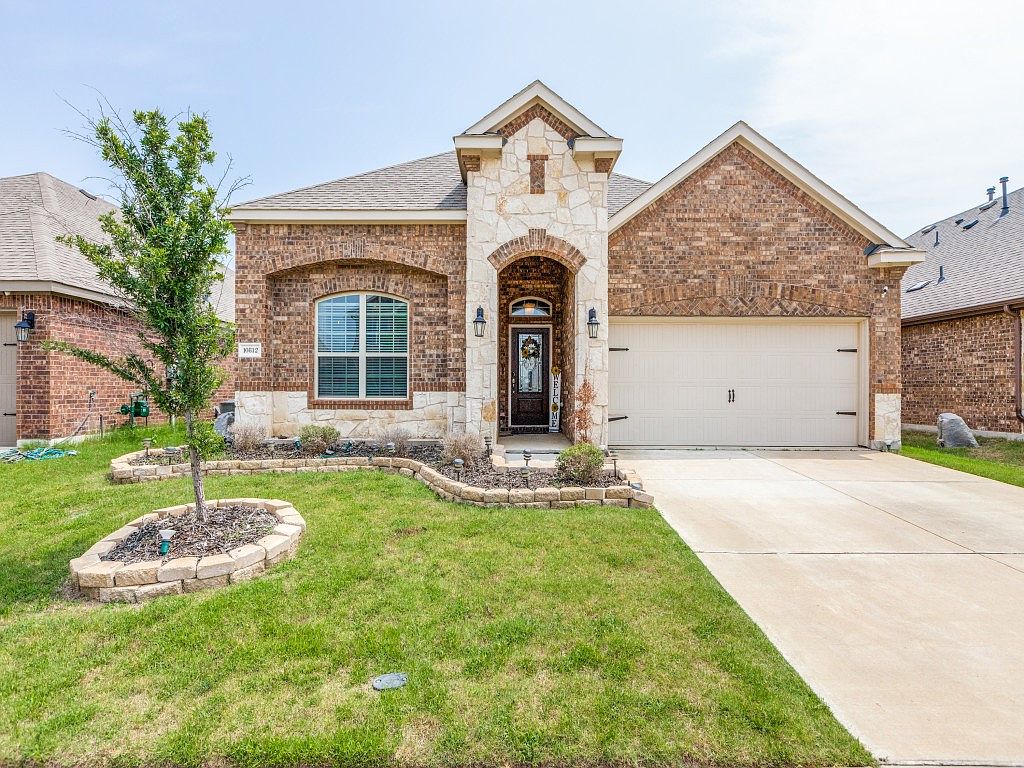 10812 Aledo Ln, Aubrey, TX 76227 Zillow
