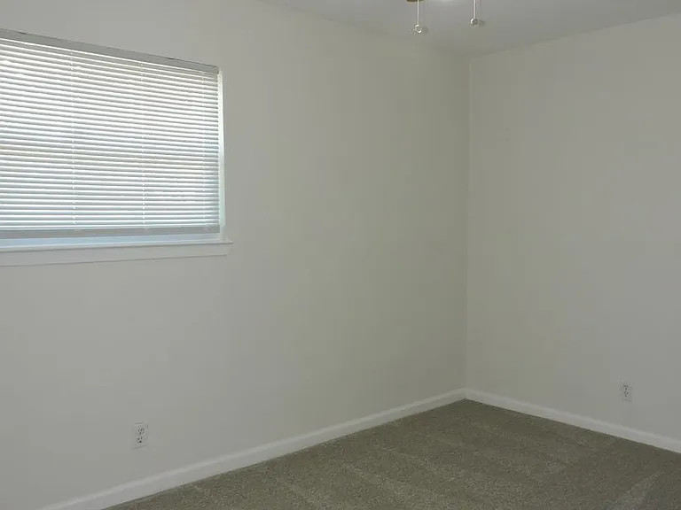 1625 Chippeway Ln — Photo 15