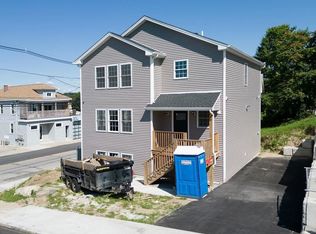 86 Raphael Ave, Providence, RI 02904