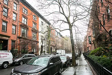 Rented by Vivaldi Real Estate