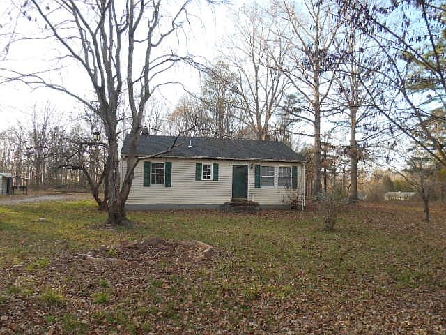 1st image of 3212 Holly Grove Dr