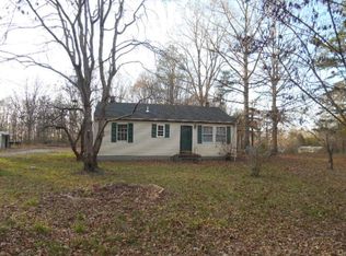 3212 Holly Grove Dr, Bumpass, VA 23024