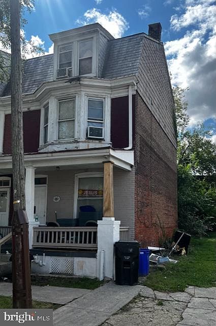 1st image of 2424 Jefferson St