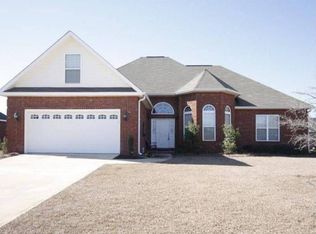 112 Daventry Ln, Warner Robins, GA 31088