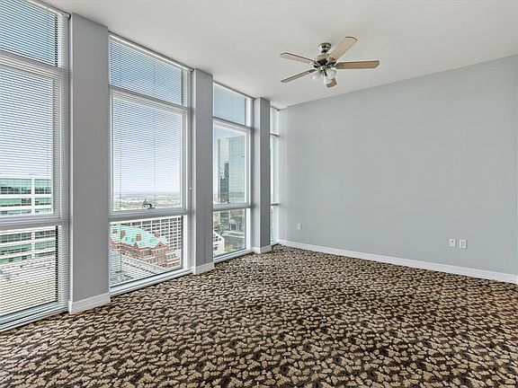 5th image of 500 Throckmorton St APT 2105