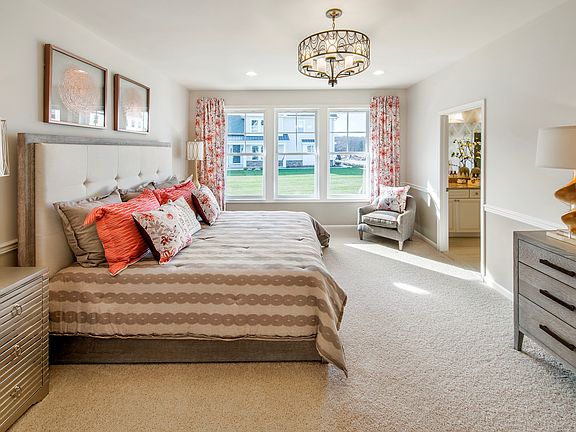 Glamorous owner s suite