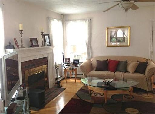4th image of 124 Carroll Ave