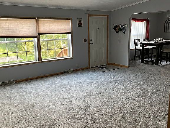 4th image of 1315 Nottingham Dr