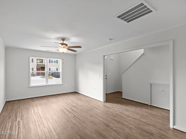 473 Sullivan Loop Rd — Photo 4