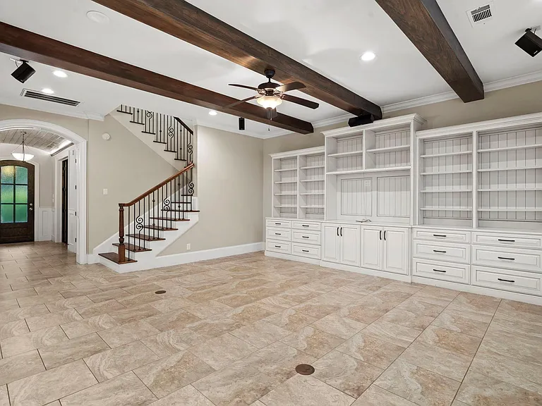 6806 Heron Dr — Photo 10