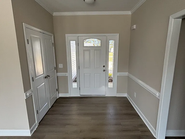 103 Godwin Dr — Photo 14