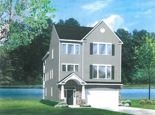 813 Riverside Dr, Arnold, MD 21012