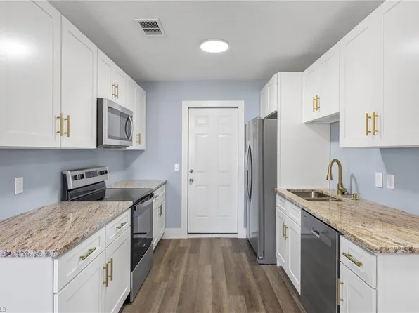 18468 Winter Haven RD, FORT MYERS, FL 33967