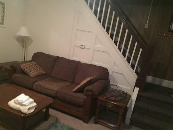 2nd image of 35 Maple St