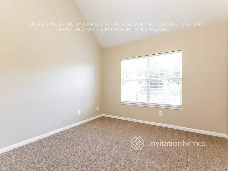 2429 Napa Valley Dr — Photo 10