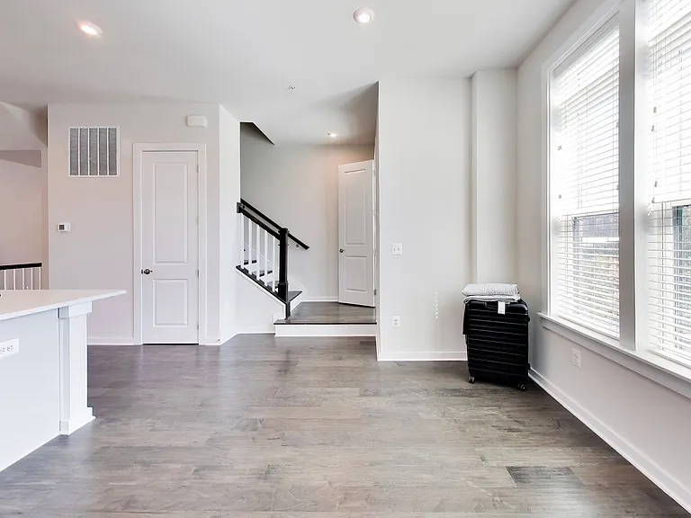 16212 Bushwick Pl — Photo 11