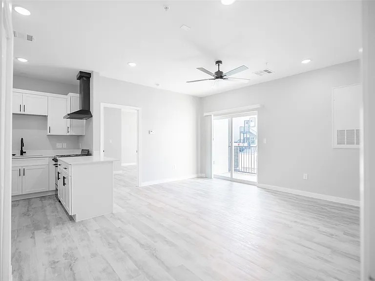 2101 Reinke Rd #3309 — Photo 1